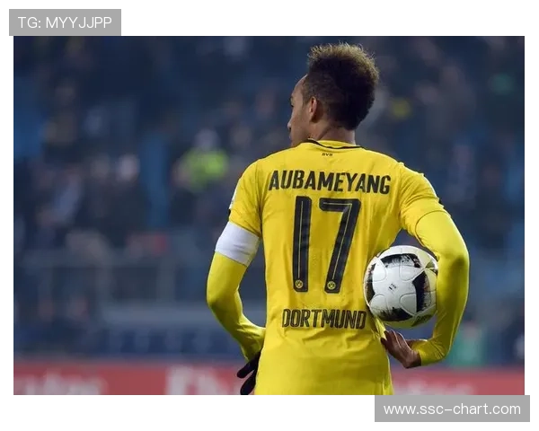 奥巴梅扬头球破门,马赛老将延续射手本色 奥巴梅扬头球破门,马赛老将延续射手本色